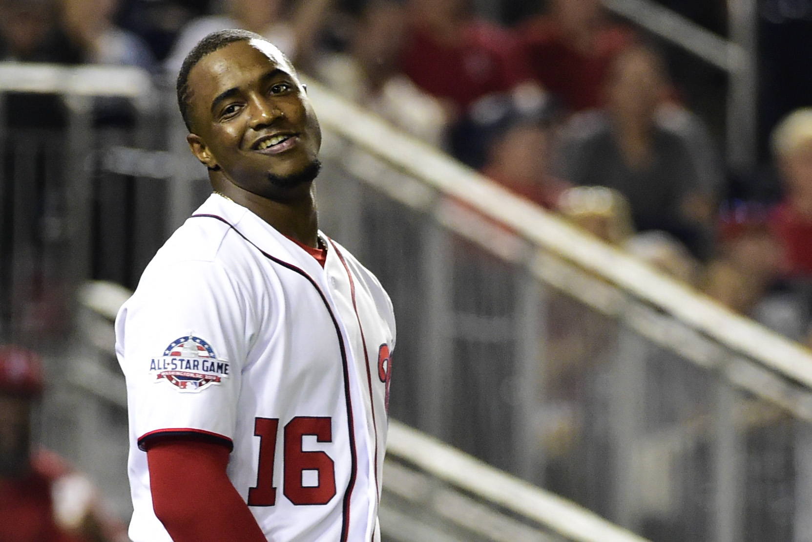 File:Victor Robles (50390759357) (cropped).jpg - Wikipedia