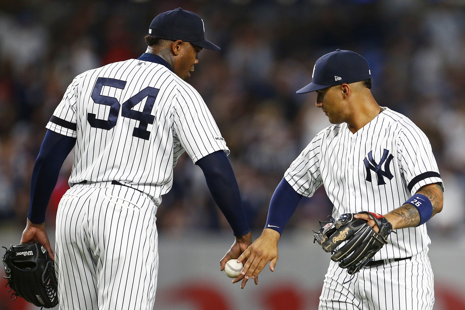 Yankees trade rumors: Cubs discussing a trade for Aroldis Chapman