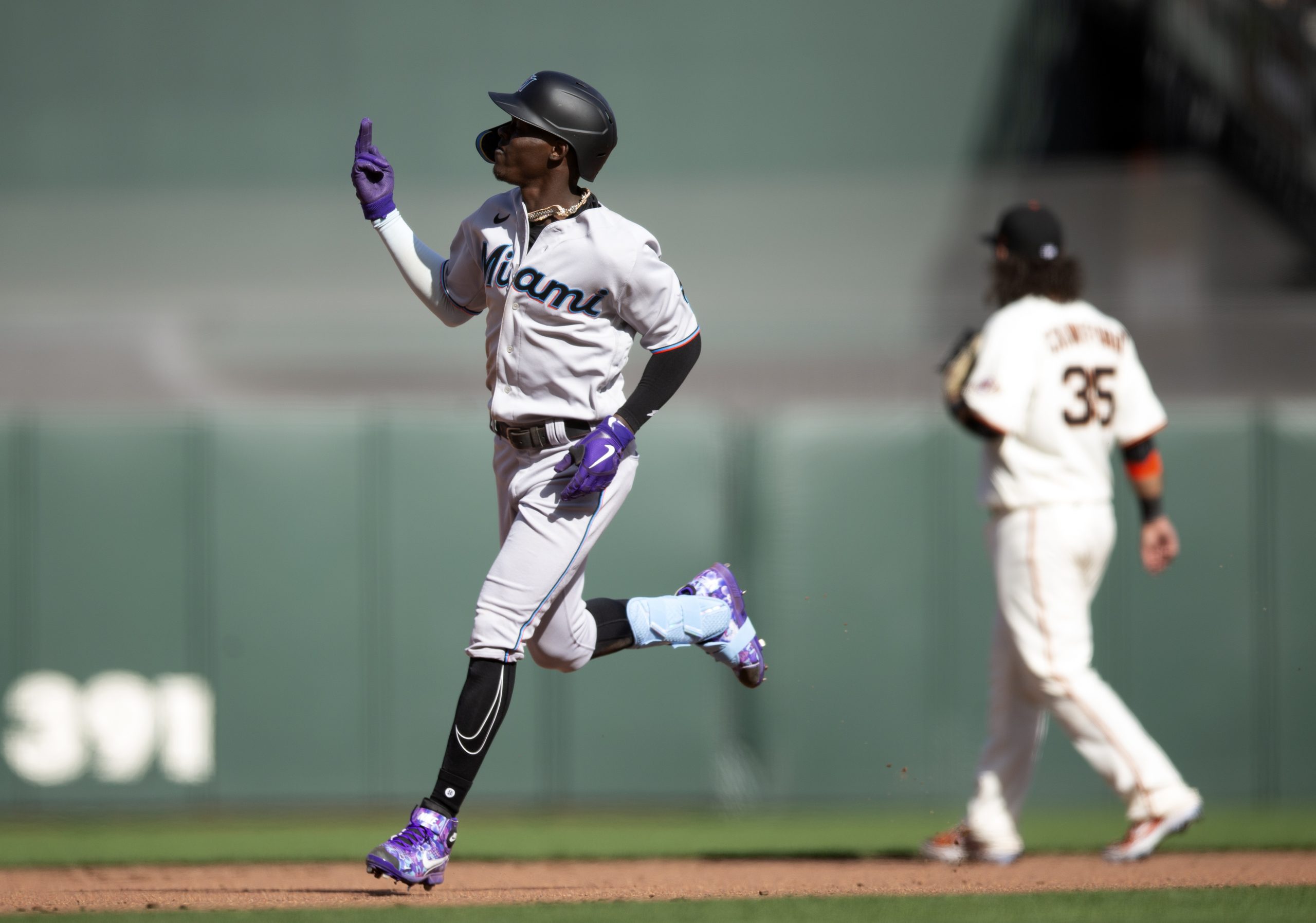 Is Jazz Chisholm Going to Get Platooned? - Baseball